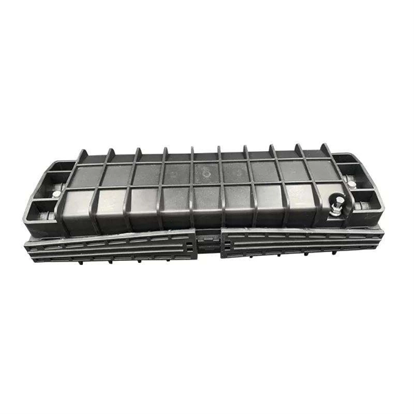 Single-row 20-circuit power distribution box