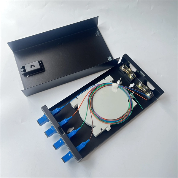 Lighting distribution box reserved load